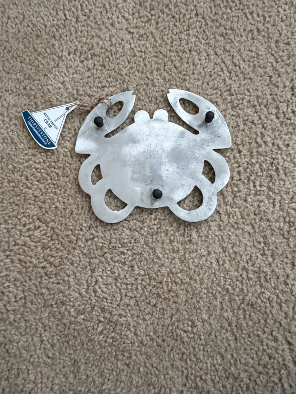 Aluminum crab trivet